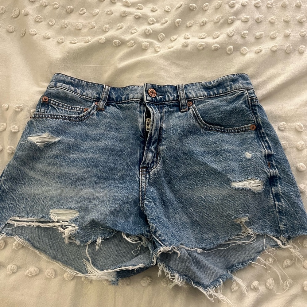 cutest jean shorts !